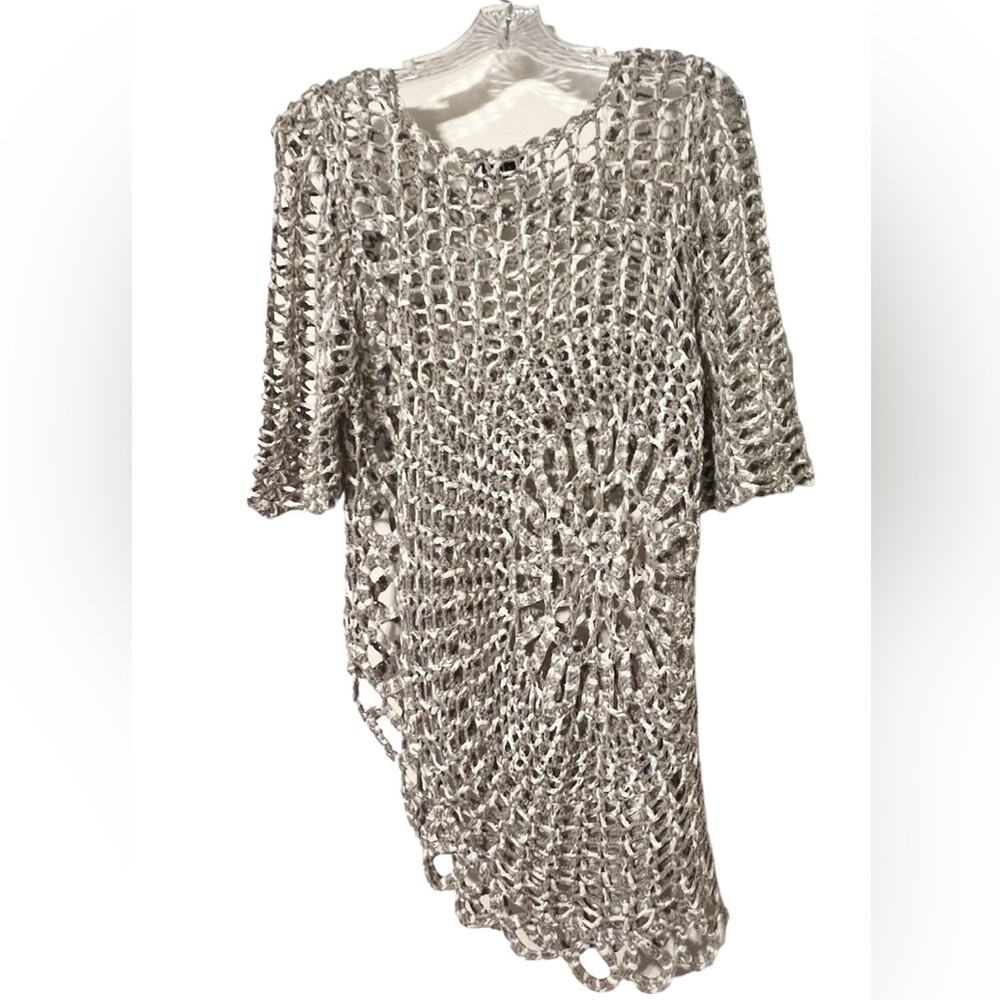 Joseph Ribkoff Asymmetrical Hem Crochet Sweater Tan / White Size M Beach…